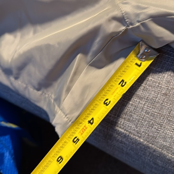 Maison Article Men’s Leisure Shorts Size Large in Champagne - Picture 4 of 8